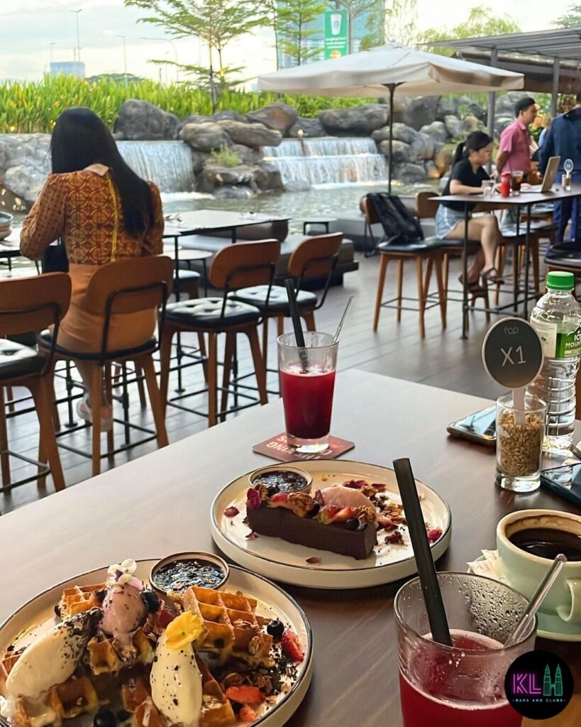 Glasshouse Restobar with Waterfall View in KL!