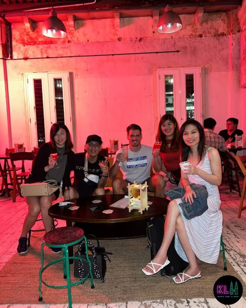 Hidden Bar in 1920’s Building at Bukit Bintang!