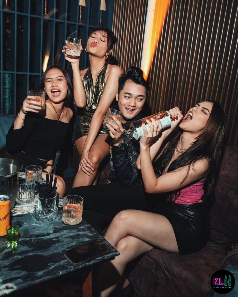 HIDDEN Tailor-Themed Speakeasy in KL!